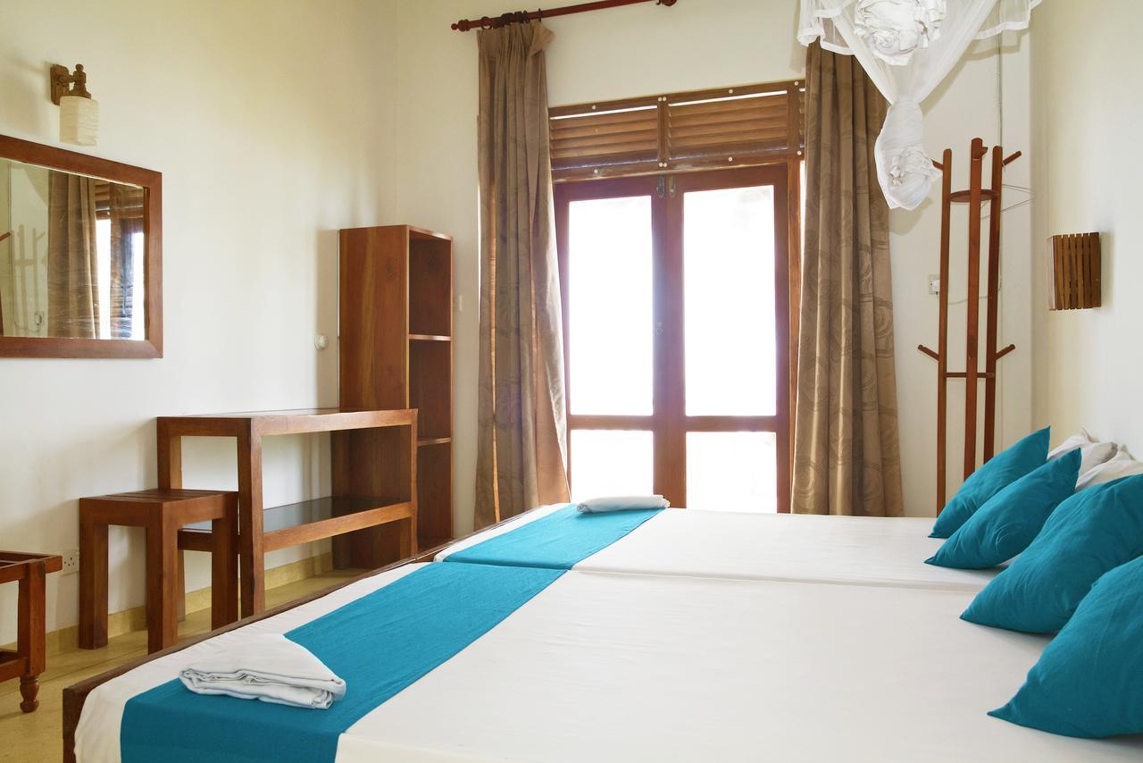 Beach Inns Holiday Resort Matara Extérieur photo