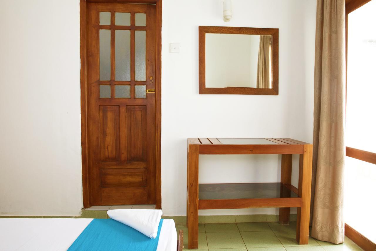 Beach Inns Holiday Resort Matara Extérieur photo
